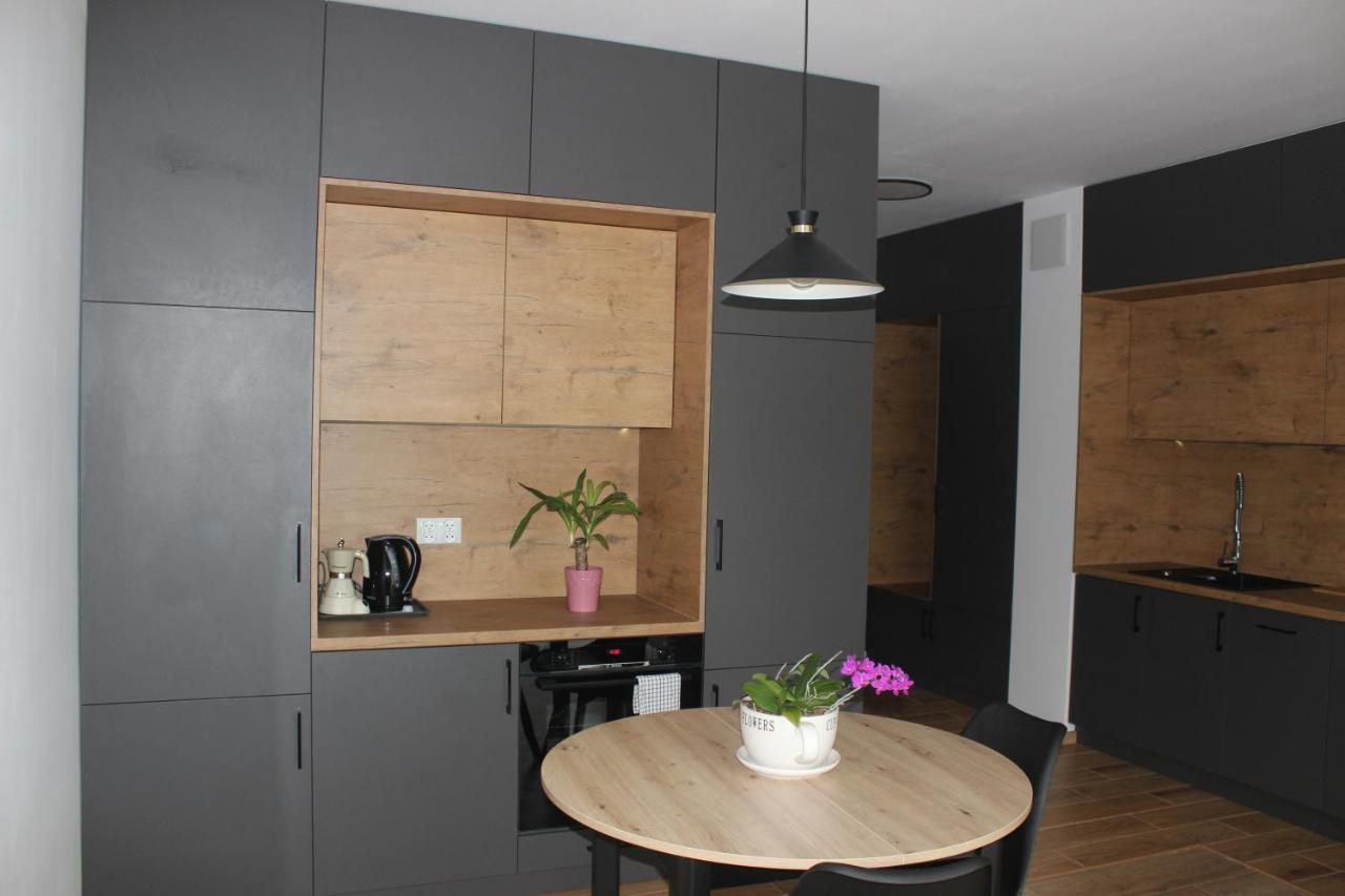 Apartament Chopina Łomianki المظهر الخارجي الصورة