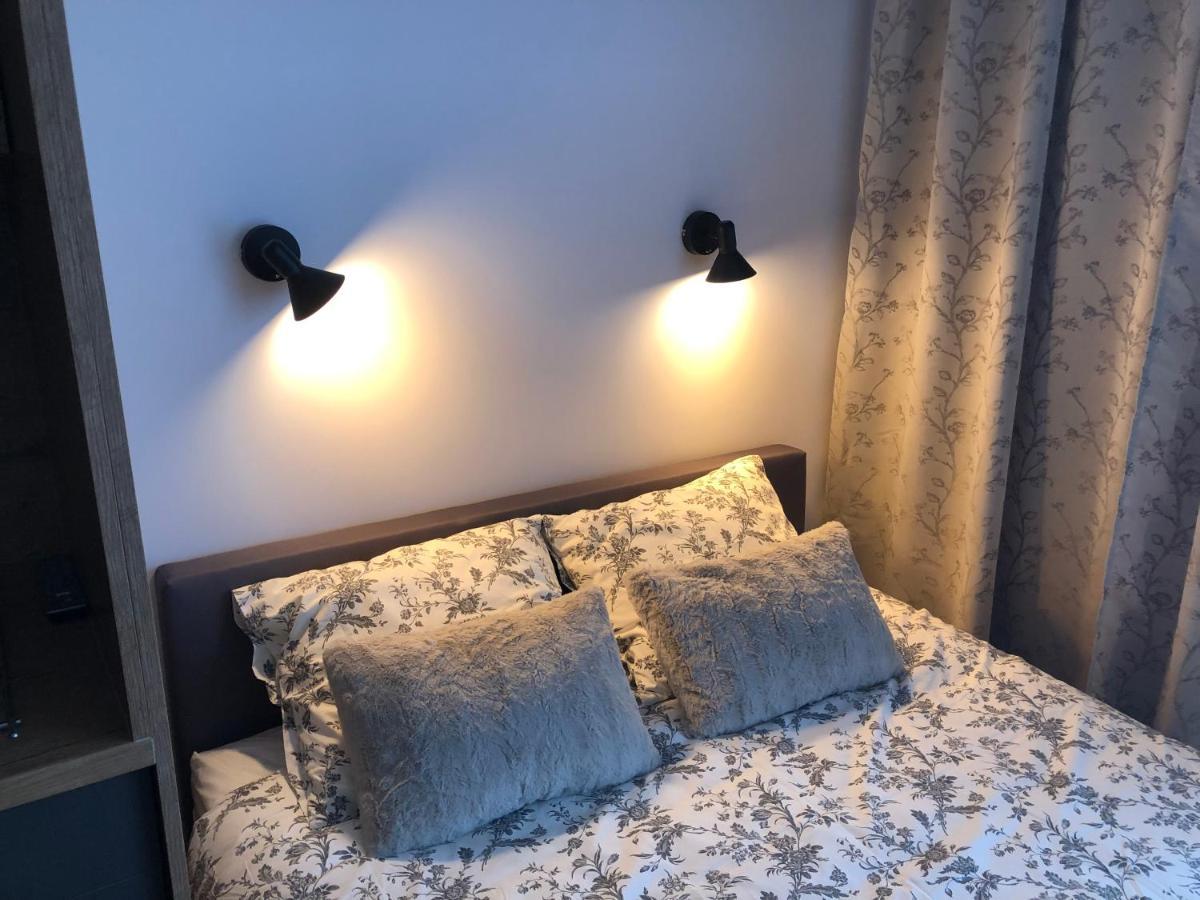 Apartament Chopina Łomianki المظهر الخارجي الصورة