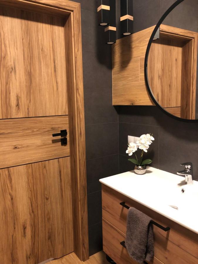 Apartament Chopina Łomianki المظهر الخارجي الصورة